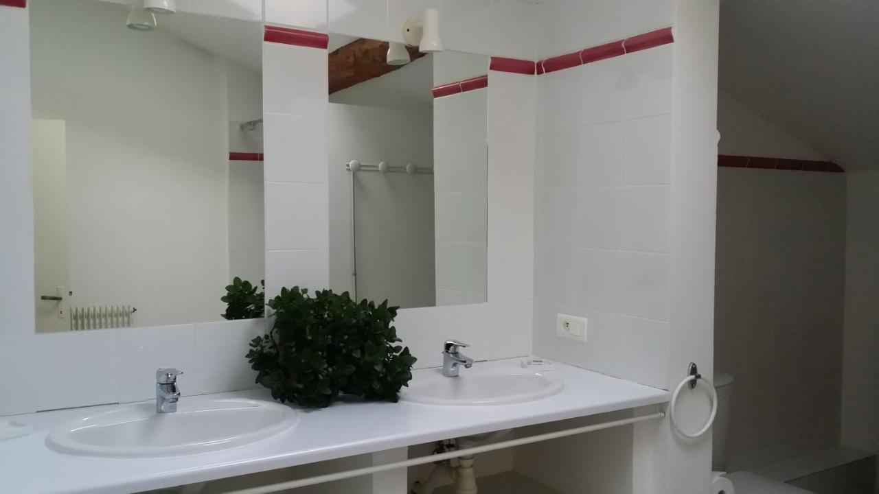 Le Logis Du Pradet Bed & Breakfast Moncrabeau Dış mekan fotoğraf